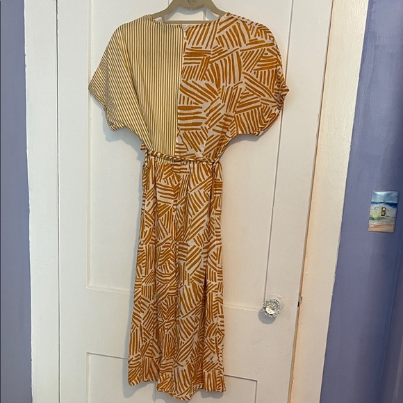 Roolee faux wrap Dress in golden Tan and Cream - Picture 8 of 13